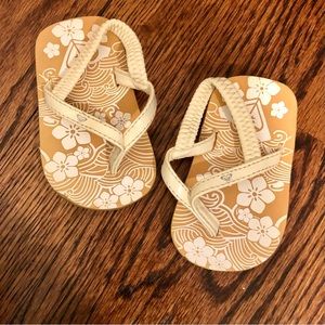 NWT Infant ROXY Baby Kai Sandals. Size 1.